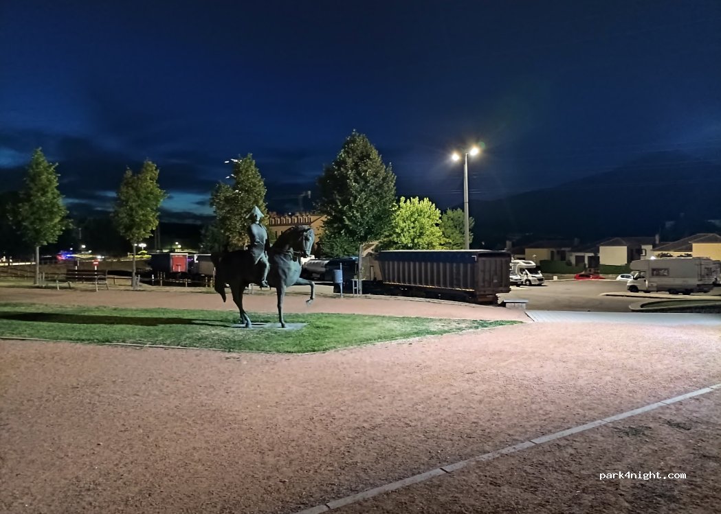 (40100) Real Sitio de San Ildefonso - 9 Paseo Fuente del Príncipe — foto 3