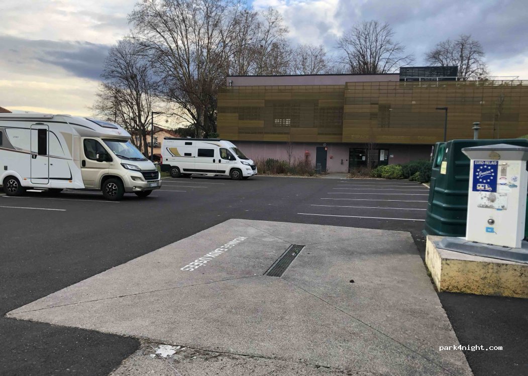 (63170) Pérignat-lès-Sarliève - 5 Rue Marcel Magard — foto 5