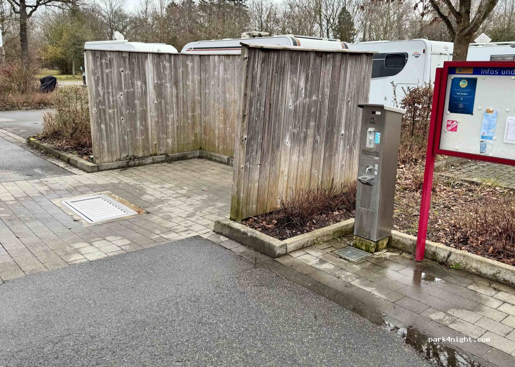 Wohnmobilstellplatz Sonnenhof Therme — foto