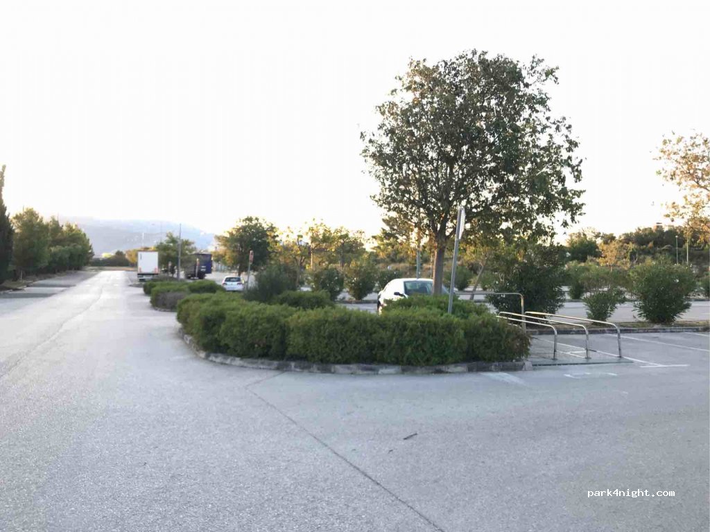 (21212) Kaštel Sućurac - 7a Cesta Franje Tuđmana — foto 2