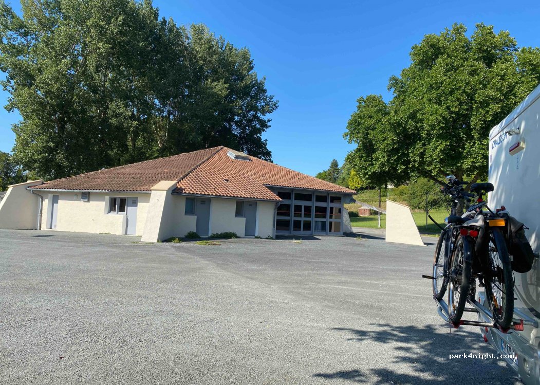 (24340) Mareuil - 25-27 Rue du Repaire — foto 2