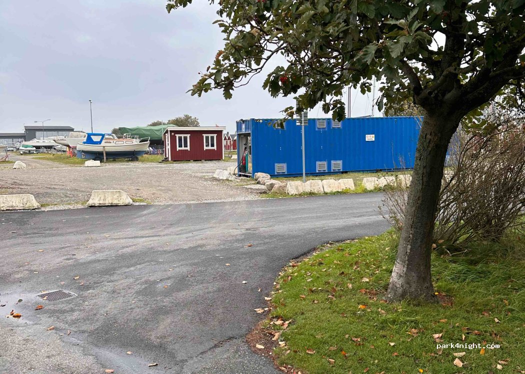(216 12) Limhamn - Bryggövägen — foto 2
