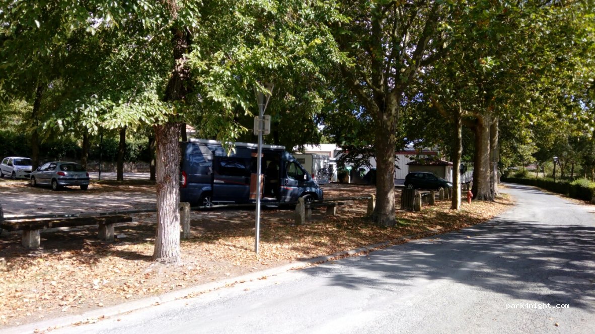 (85420) Oulmes - 43-61 Rue des Maleons — foto 3