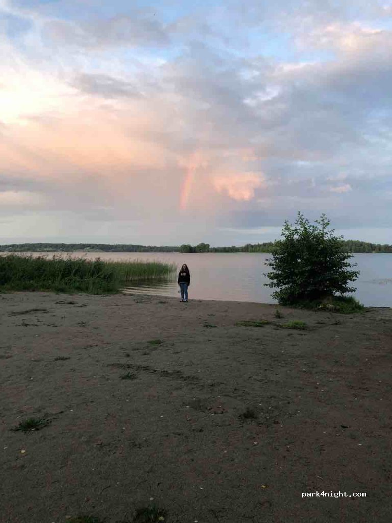 (178 92)  - 81 Adelsö ringväg — foto 3