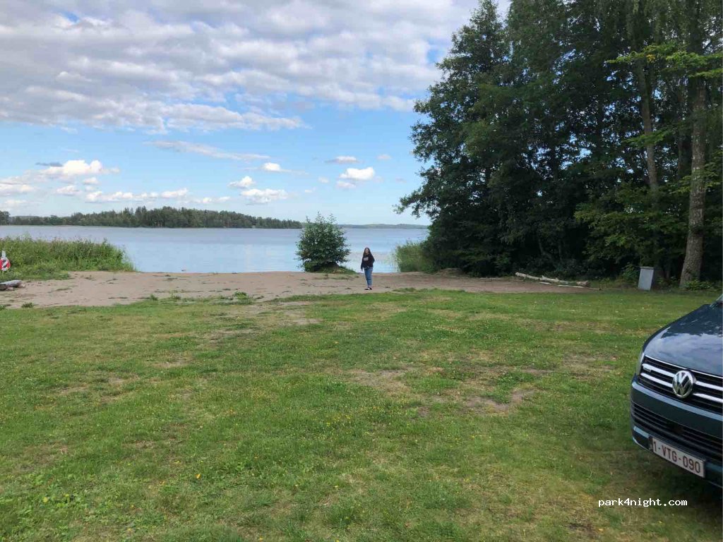 (178 92)  - 81 Adelsö ringväg — foto 4