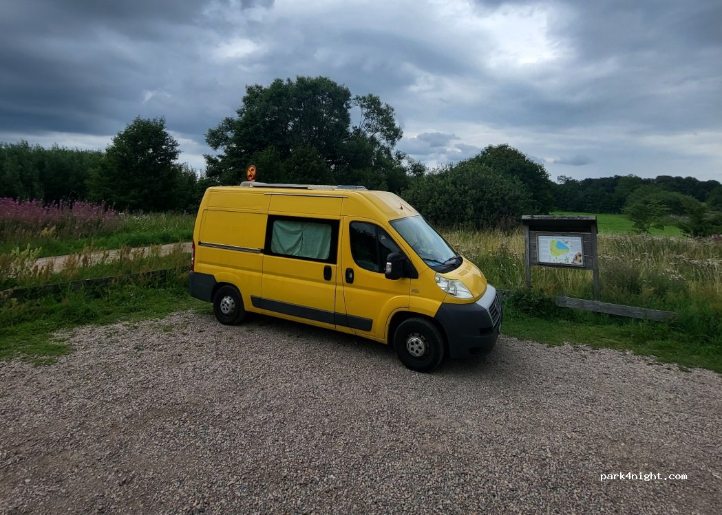 (243 95)  - Unnamed Road — foto