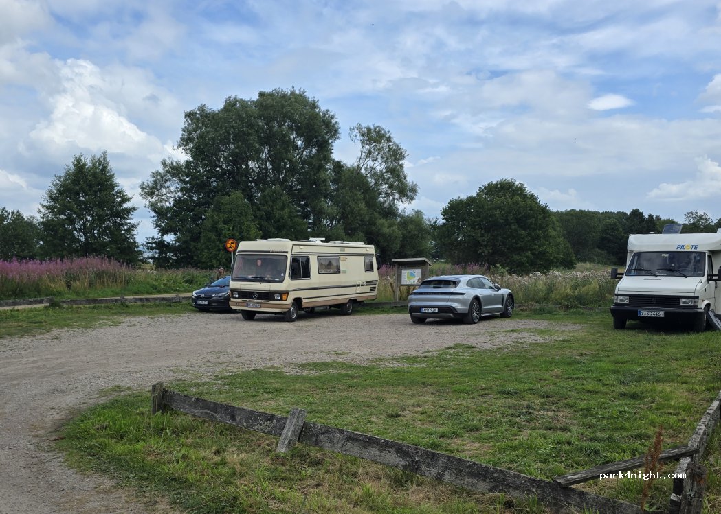 (243 95)  - Unnamed Road — foto 5