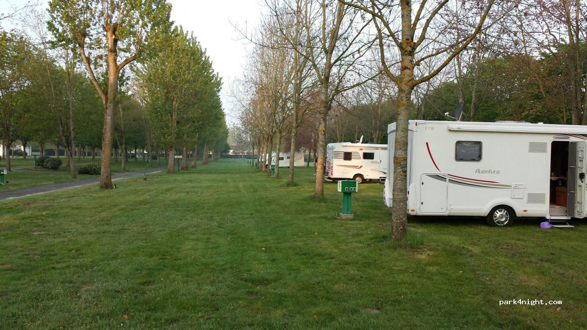 Camping municipal de l'Ile d'Or — foto