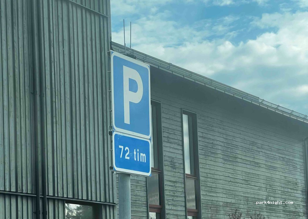 (181 66)  - 9 Värdshusvägen — foto