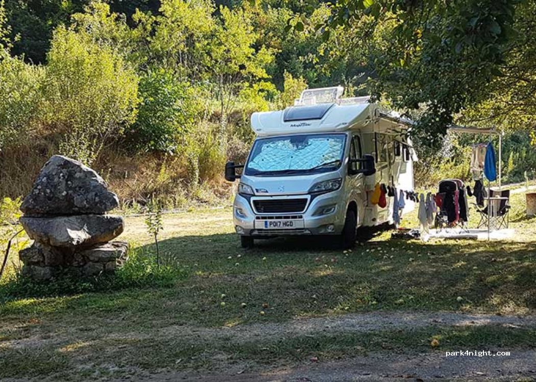 Camping la Besorgues à Aizac — foto 2