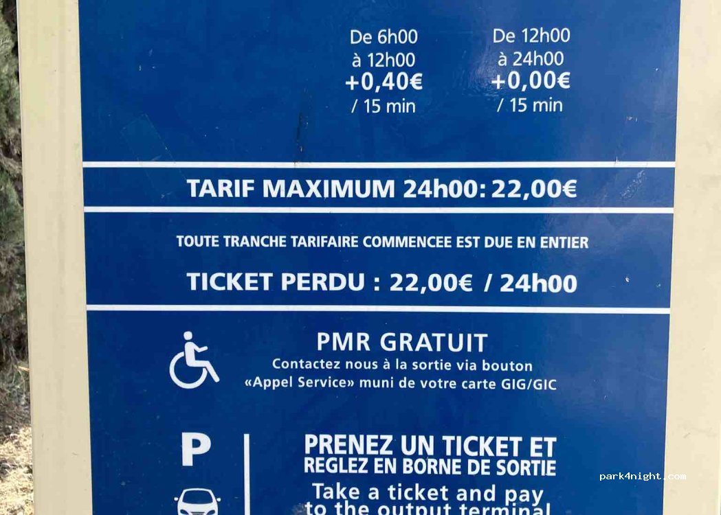 Area Camper Aigues-Mortes | Parking P4 — foto