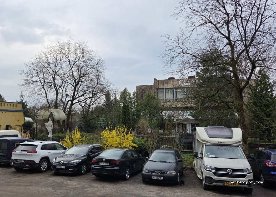 (79000) L'viv - 3 Vysokyi Zamok Street — foto 5