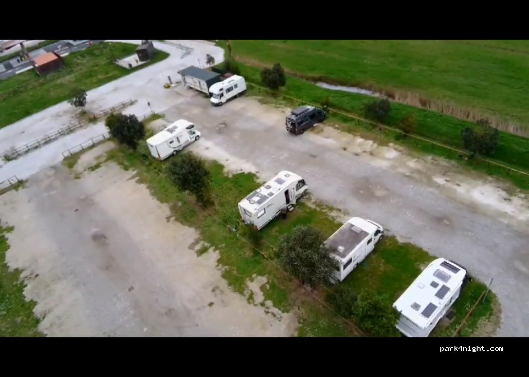Area Sosta Camper Marina Di Pisa — foto 4