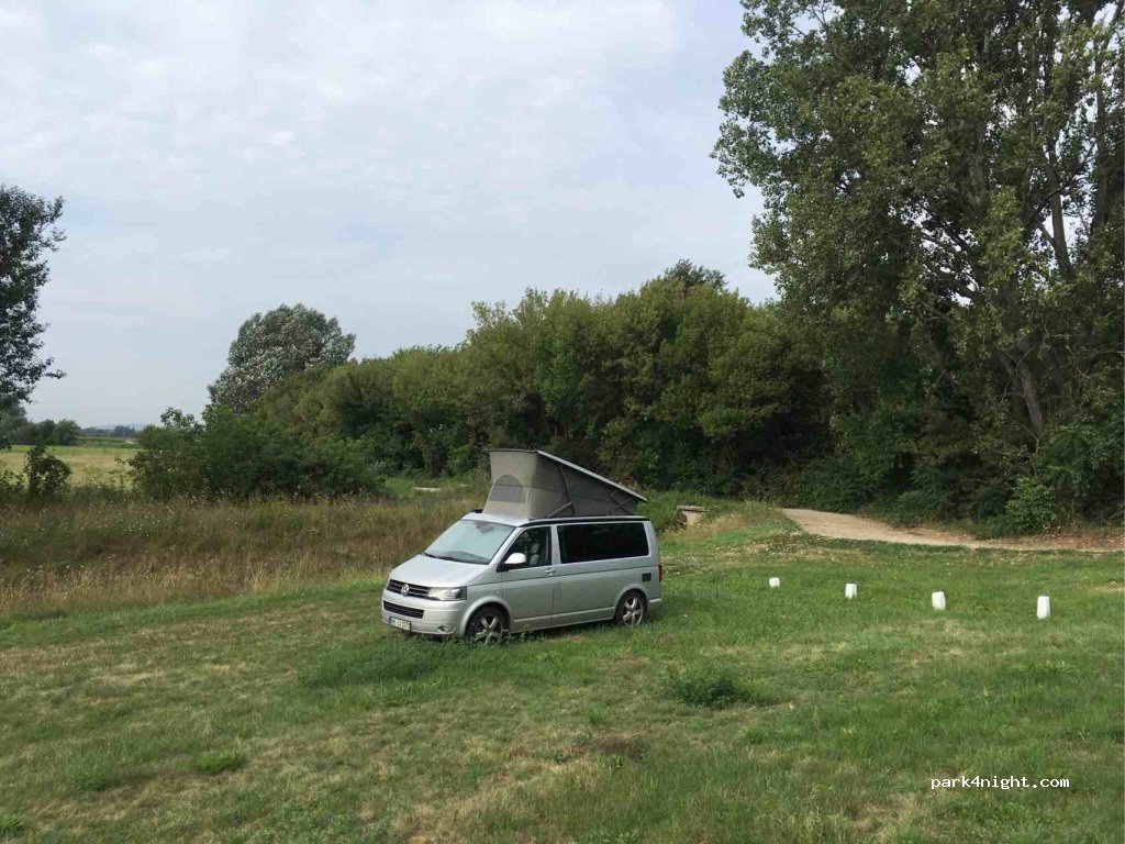 () Nána - 564 — foto 2