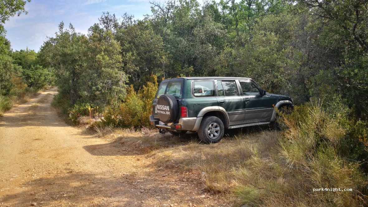 (04500) Quinson - Unnamed Road — foto