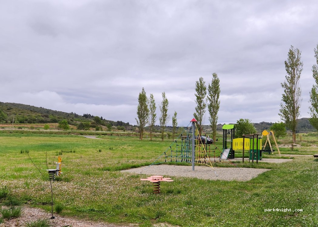 (11220) Pradelles-en-Val - 65 Avenue des Corbières / D3 — foto 4
