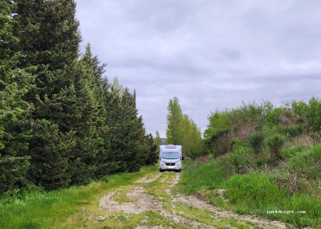 (11220) Pradelles-en-Val - 65 Avenue des Corbières / D3 — foto 5
