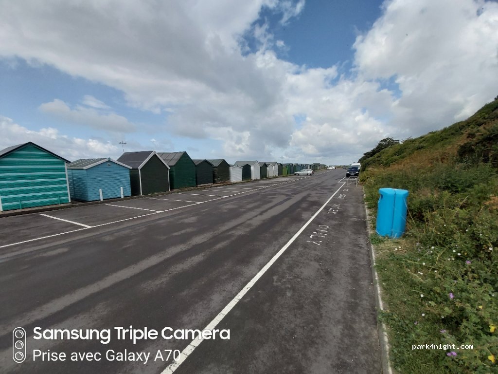 (PO13 9NJ) Lee-on-the-Solent - 18 Crofton Avenue — foto