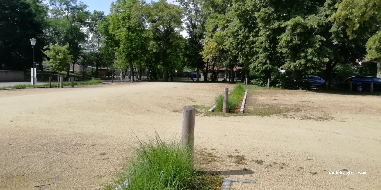 (15806) Zossen - 13 Hauptstraße — foto