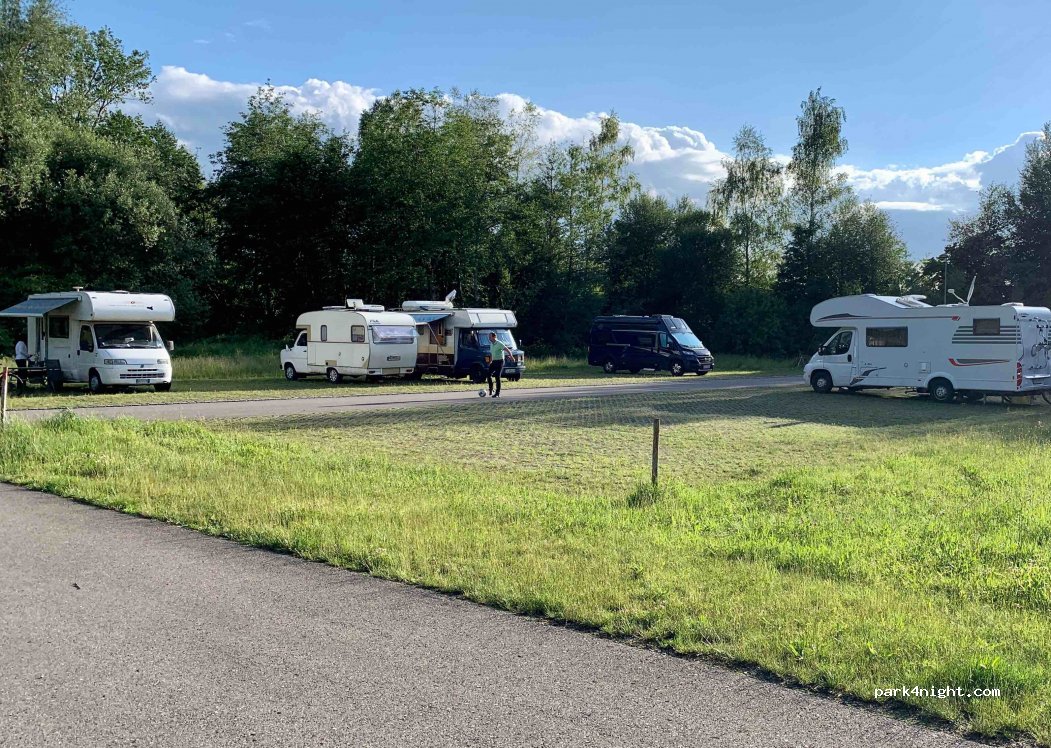 (88299) Leutkirch im Allgäu - 60 Kemptener Straße — foto 2