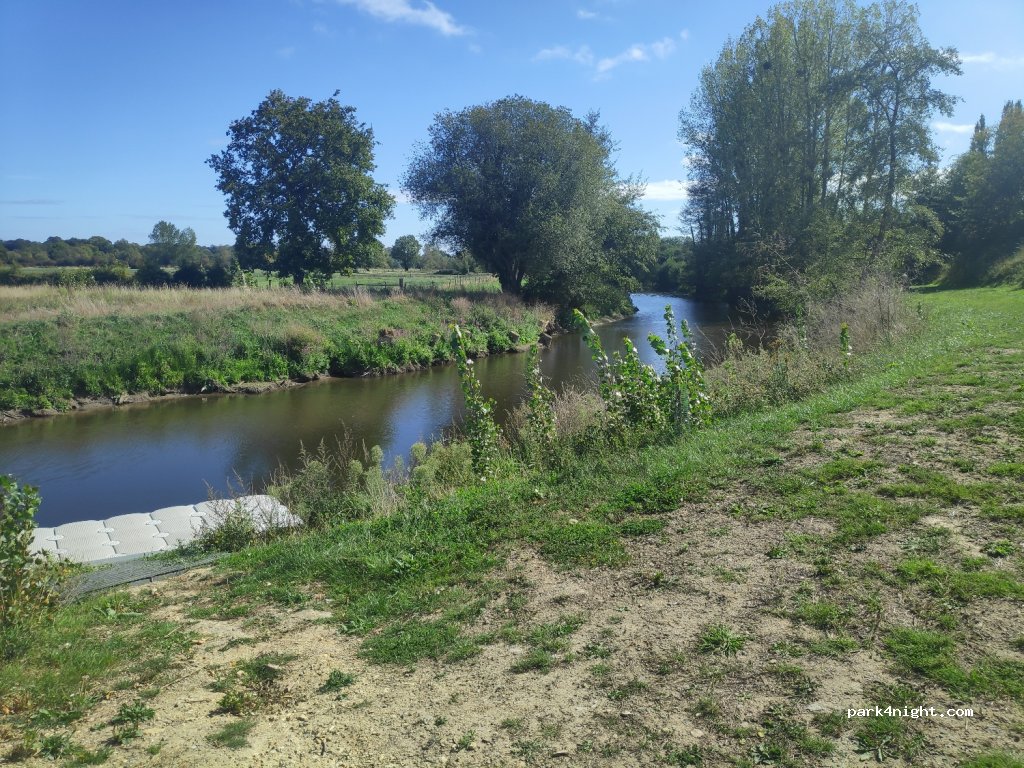 (50660) Quettreville-sur-Sienne - 12 Rue de la Sienne — foto 3