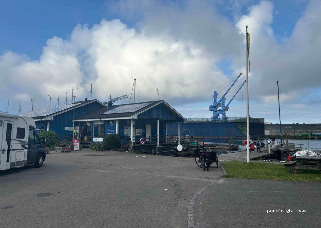(311 42) Falkenberg - 3 Gröningevägen — foto 3