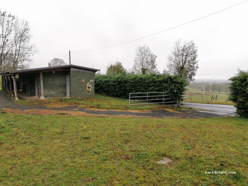 (15140) Saint-Bonnet-de-Salers - D29 — foto 3
