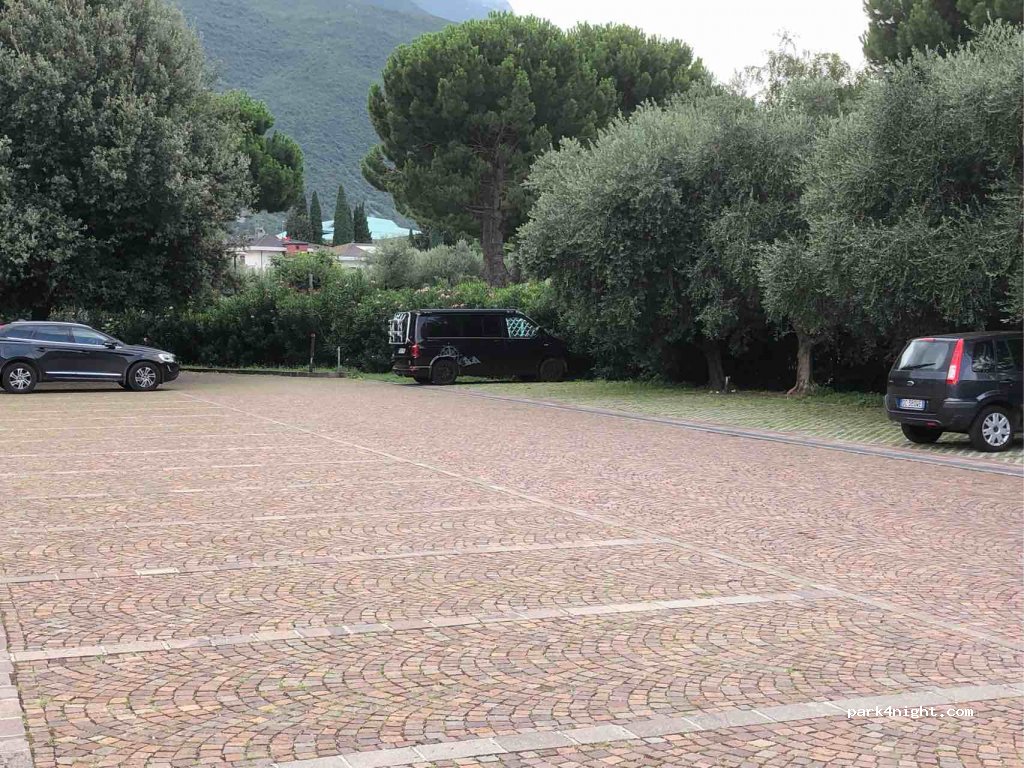 (38069) Nago-Torbole - 2 Via al Còr — foto