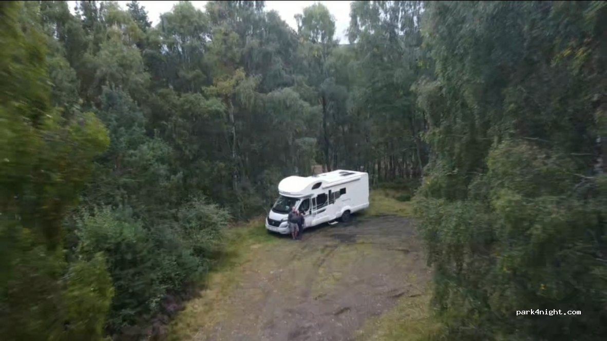 (PH21 1NH)  - Unnamed Road — foto