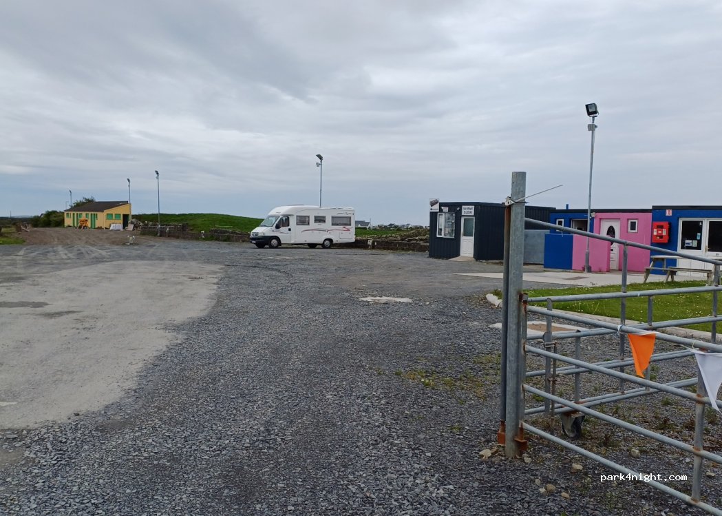 Tom Malone Pub Parking — foto 4