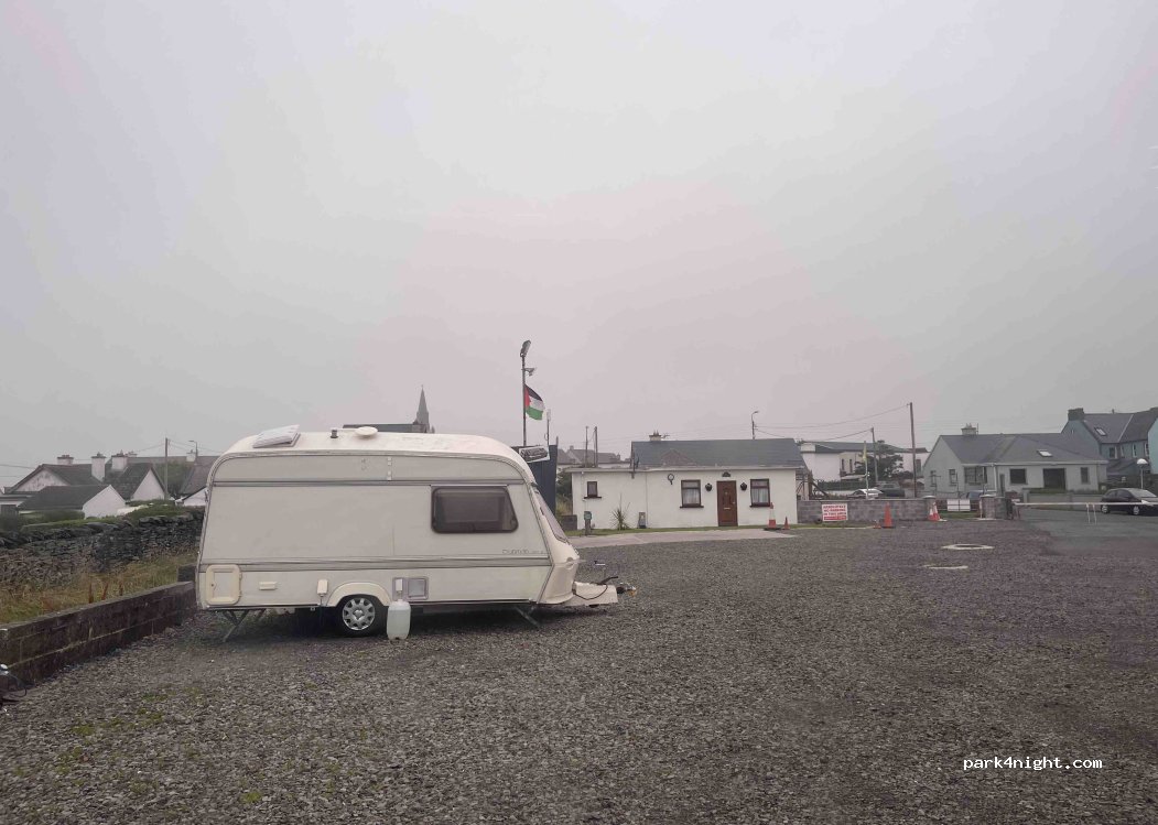 Tom Malone Pub Parking — foto 5