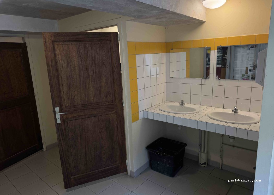(32340) Plieux - Unnamed Road — foto 2