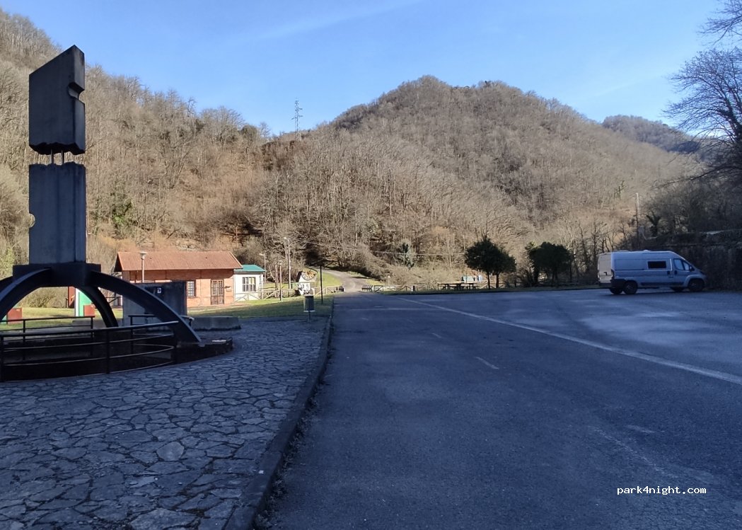 (33610) Mieres - 14 Caserio Fortuna — foto