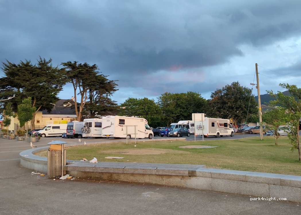(BT33 0RF) Newcastle - 6 Castlebridge Court — foto