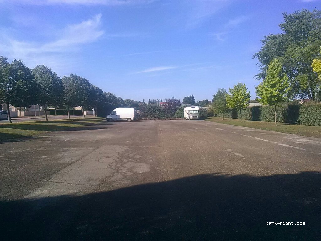 (21800) Quetigny - 9 Boulevard de la Croix Saint-Martin — foto