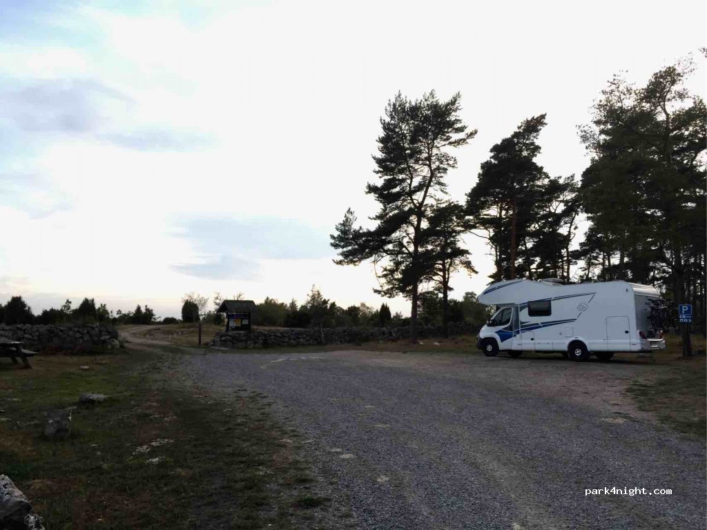 (370 43) Sturkö - 24-28 Sturkmans väg — foto