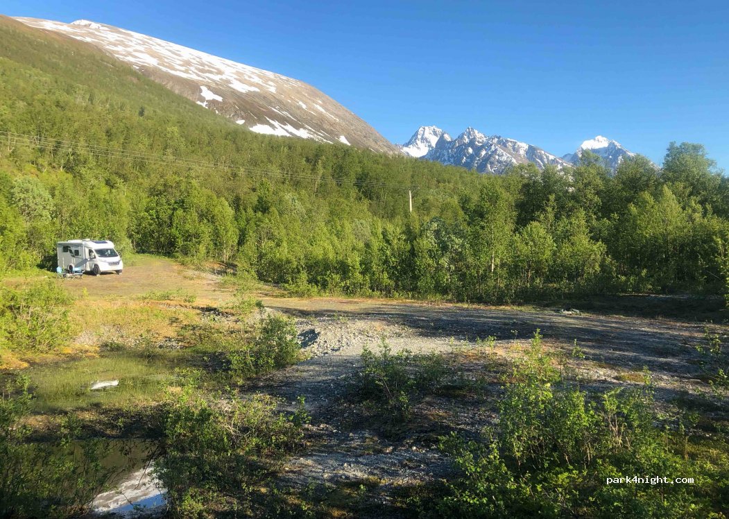(9064) Svensby - 173 Sekundær Fylkesveg 312 — foto 3