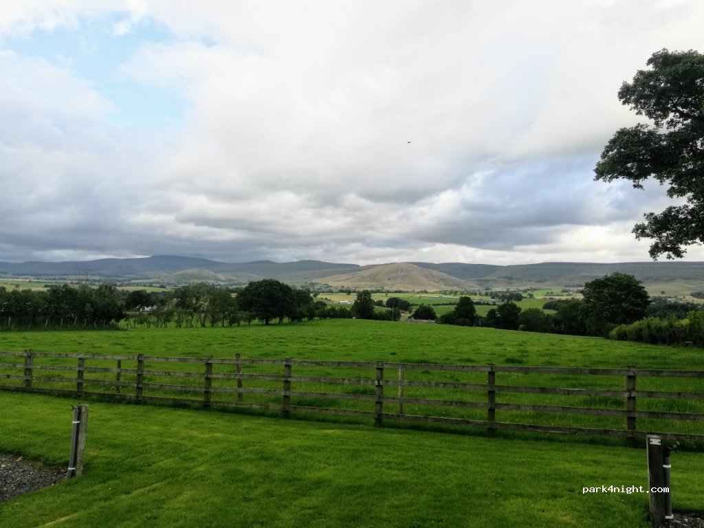 Croft End Farm Motorhome and Caravan site — foto 2