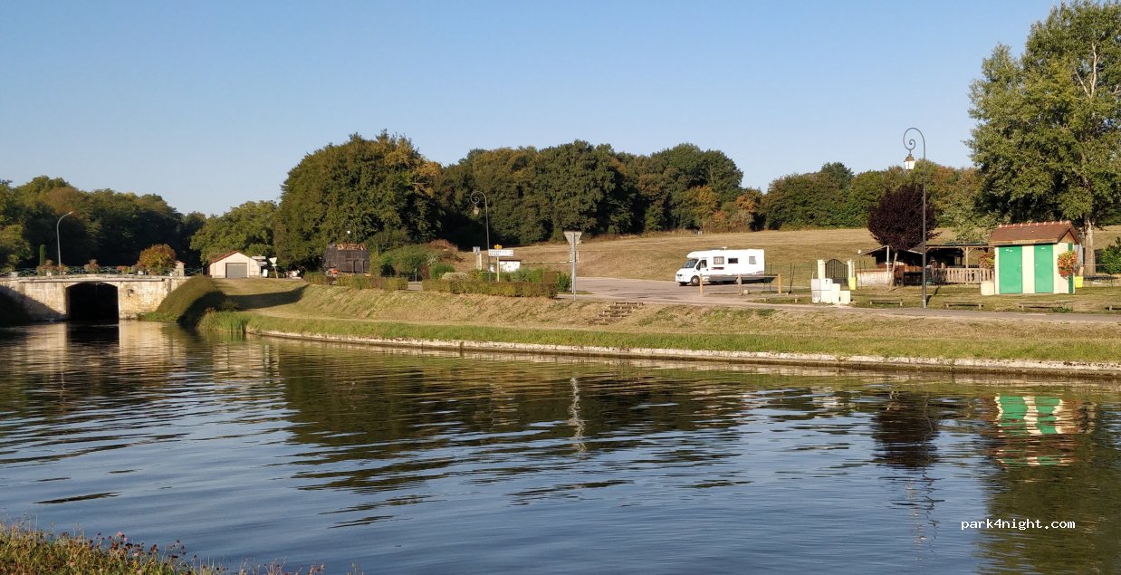 (89220) Rogny-les-Sept-Écluses - 4-18 D14 — foto 3