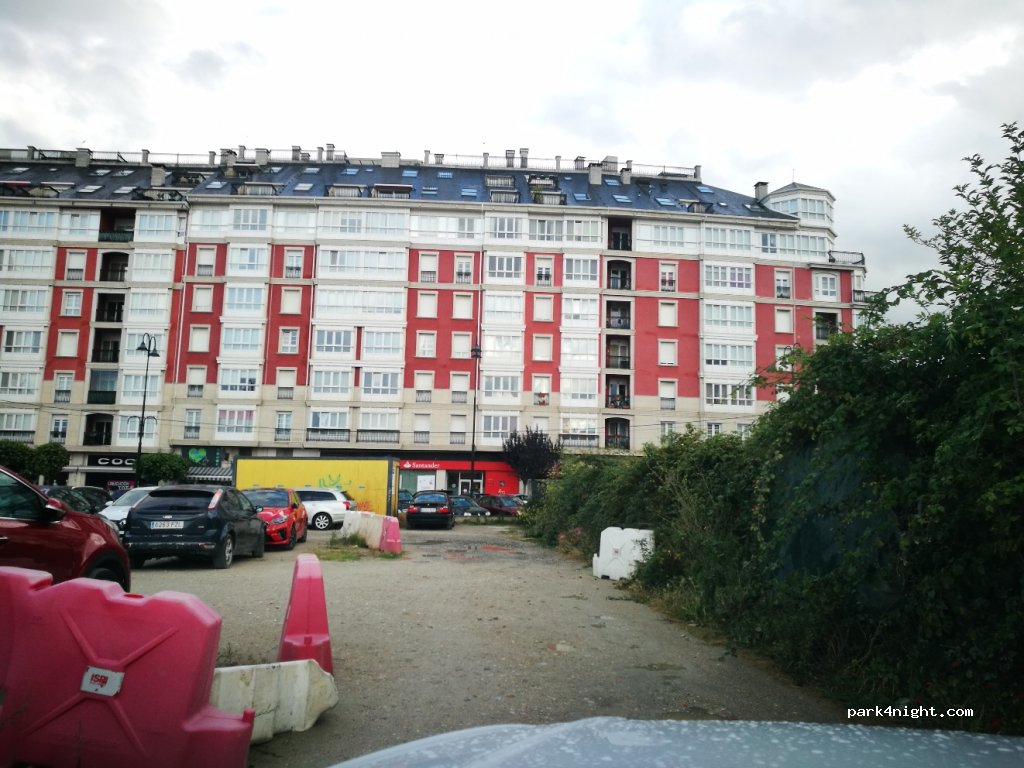 (27700) Ribadeo - 5 Avenida de Rosalía de Castro — foto 2