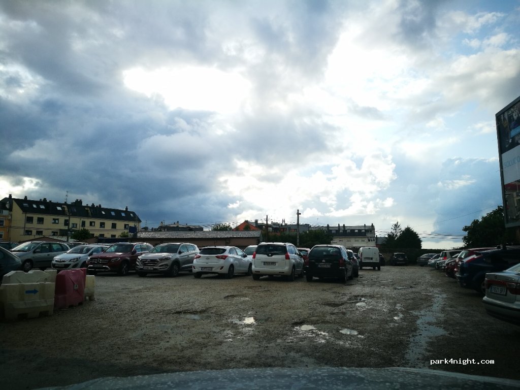 (27700) Ribadeo - 5 Avenida de Rosalía de Castro — foto 3