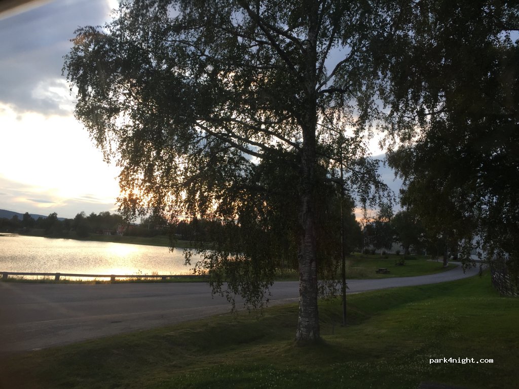 (840 90)  - 11 Kyrkvägen — foto