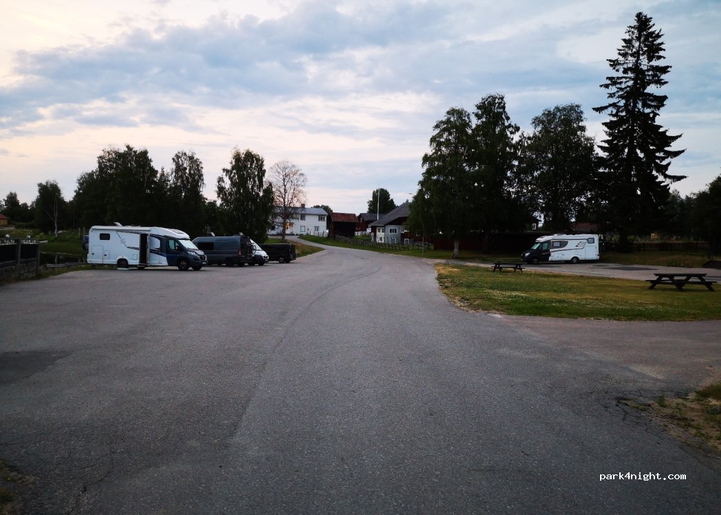 (840 90)  - 11 Kyrkvägen — foto 4