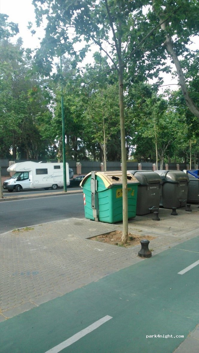 (41013) Seville - Avenida de la Guardia Civil — foto 2