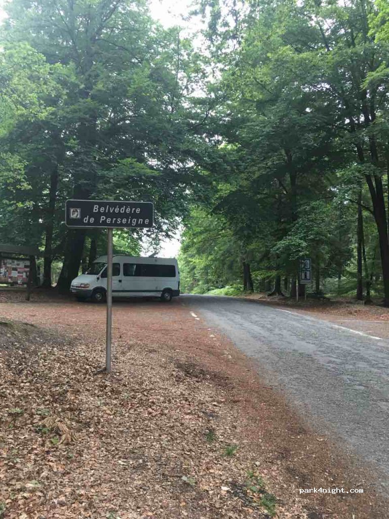 (72600) Louzes - Route Forestière d'Ailières — foto 2
