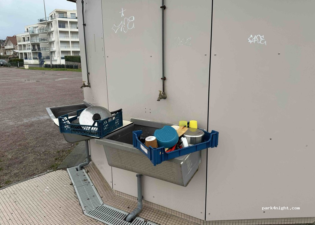 (22430) Erquy - 28 Boulevard de la Mer — foto 3