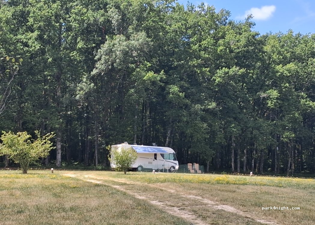 Camping Domaine de Corneuil — foto