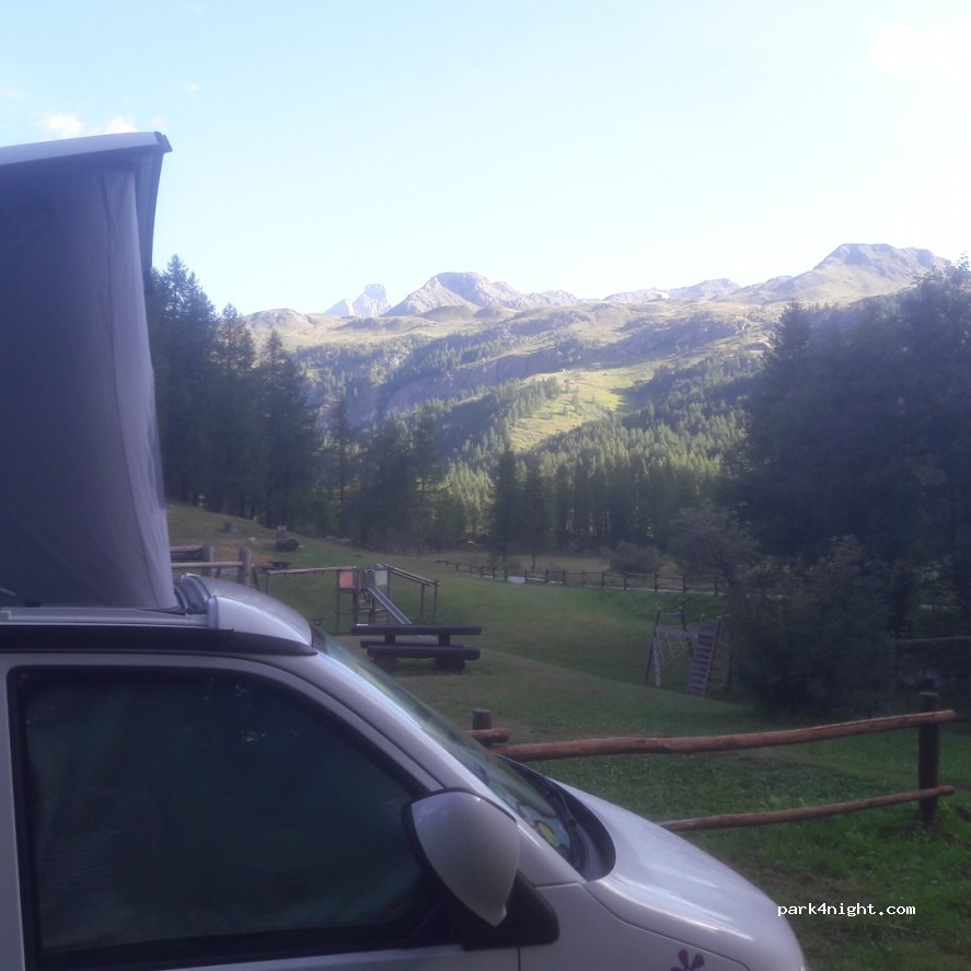 (11028) Valtournenche - Unnamed Road — foto