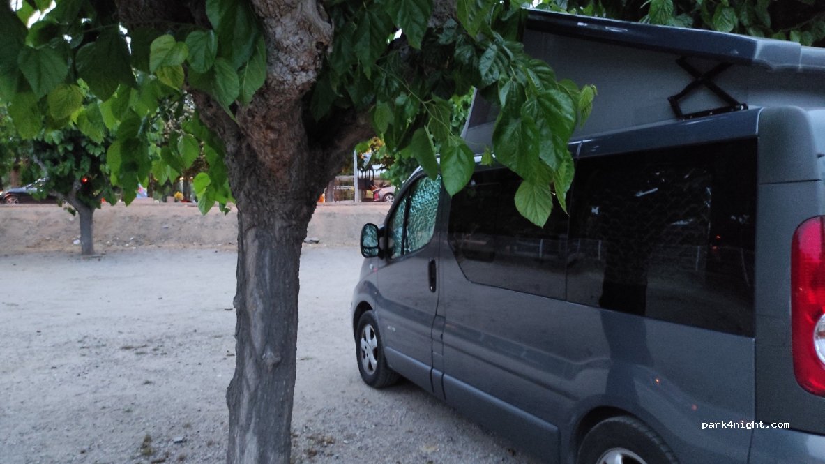 (08398) Santa Susanna - 30 Carrer Salvador Espriu — foto 3