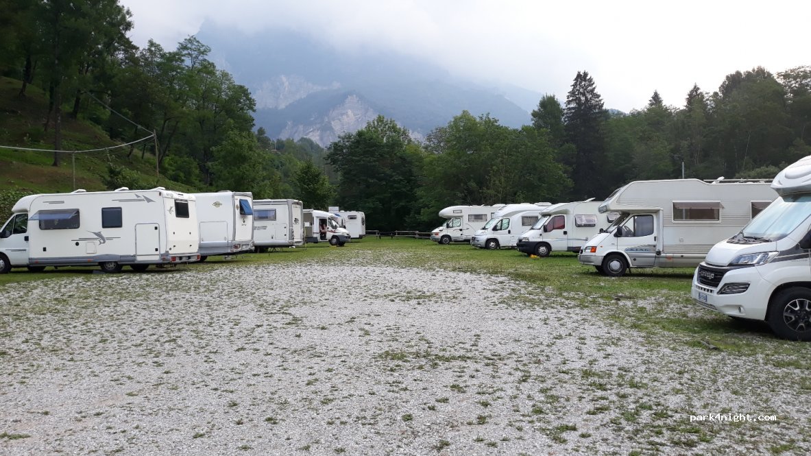 Aree camping turint Alba — foto
